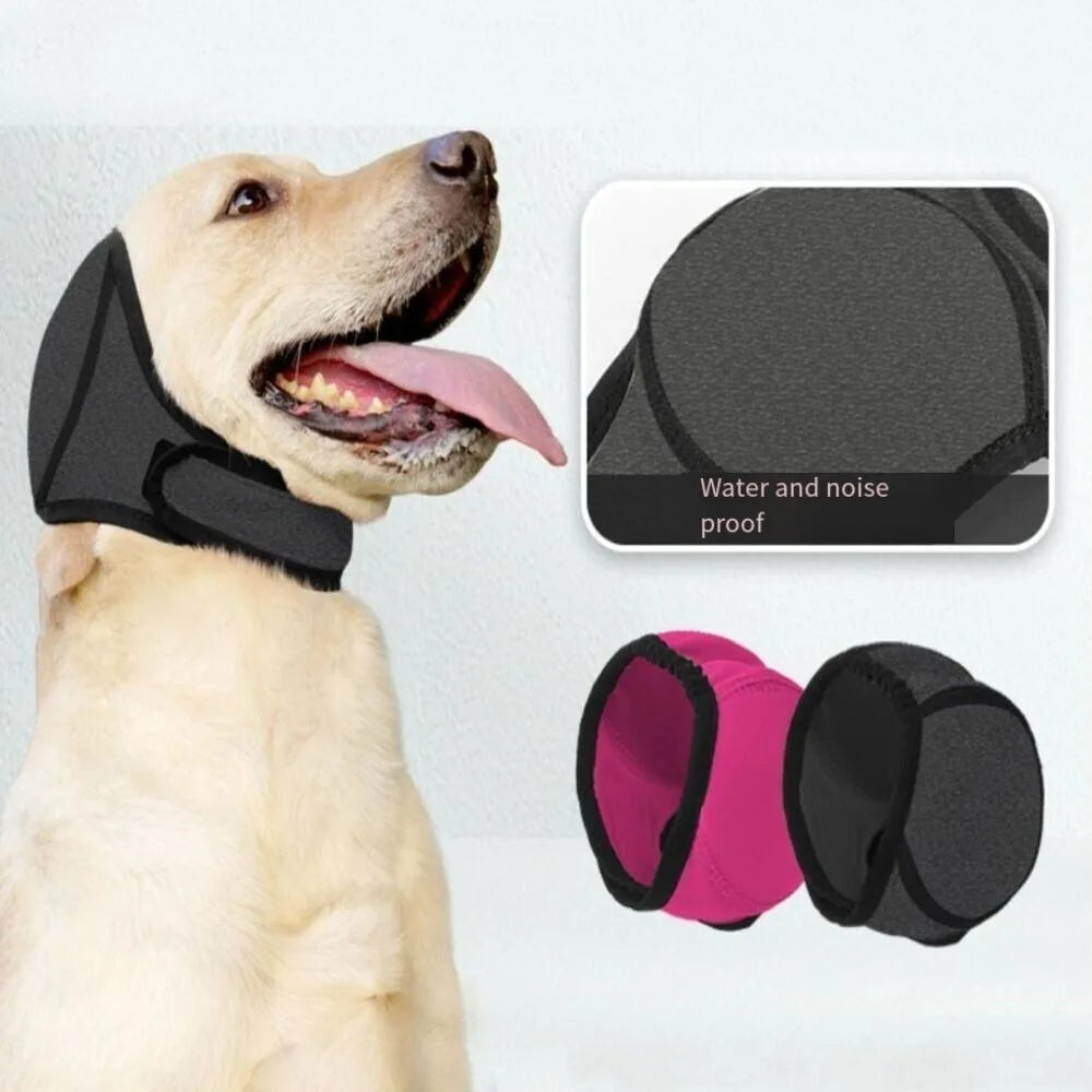 Detalle del tejido acolchado e impermeable de las orejeras antirruido para perros